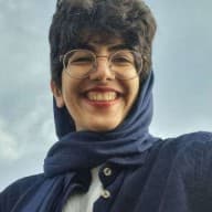 زینب علی پور